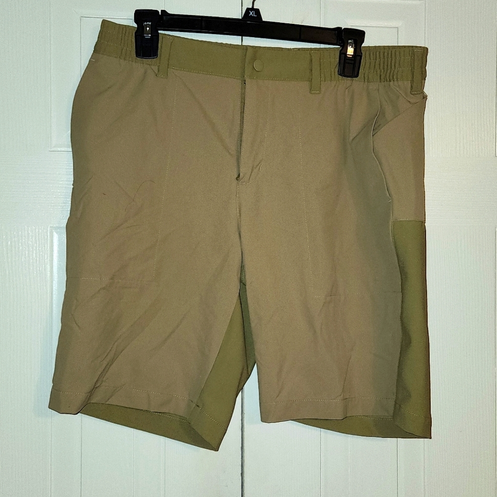 MEN'S Two-Tone Khaki Colored Shorts